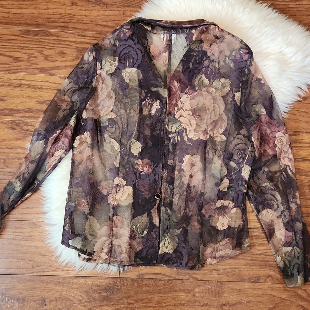 Dorby Dark Floral Lace Button Blouse - Picture 4 of 5